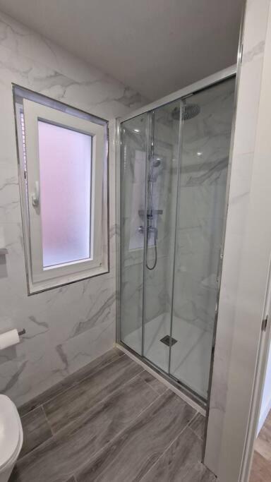 Apartamento Aires De Tineo اوفيدو المظهر الخارجي الصورة