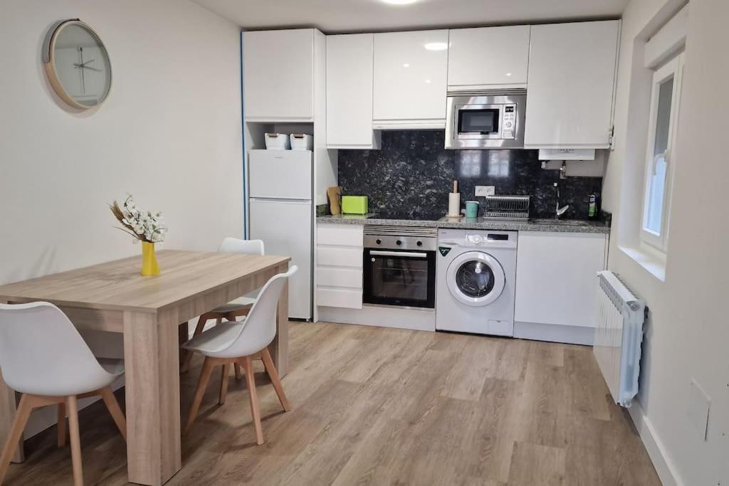 Apartamento Aires De Tineo اوفيدو المظهر الخارجي الصورة