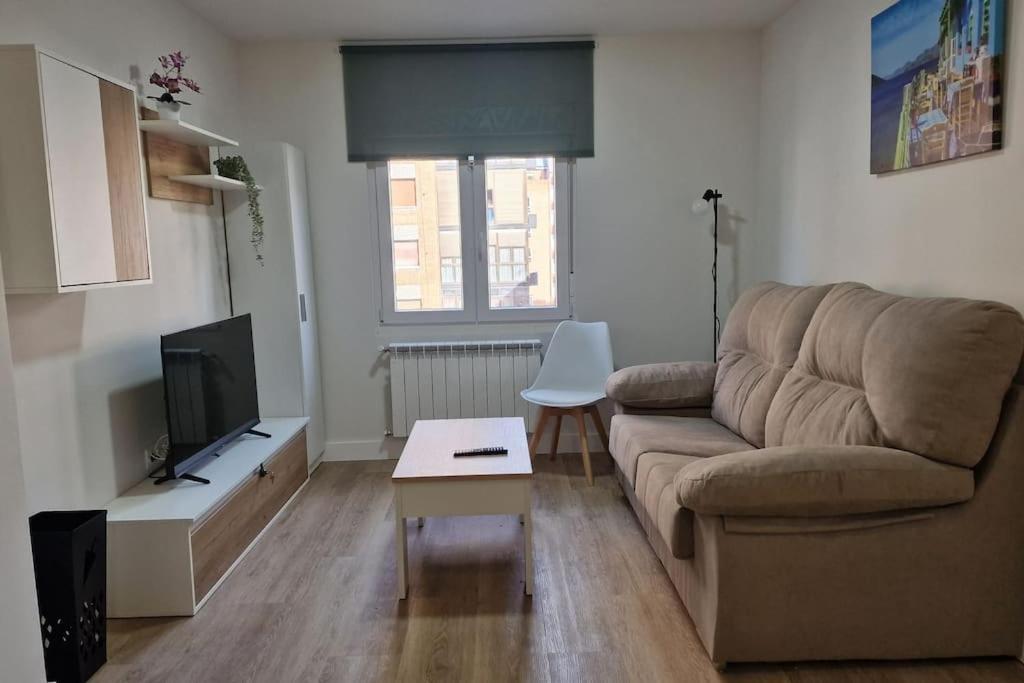 Apartamento Aires De Tineo اوفيدو المظهر الخارجي الصورة